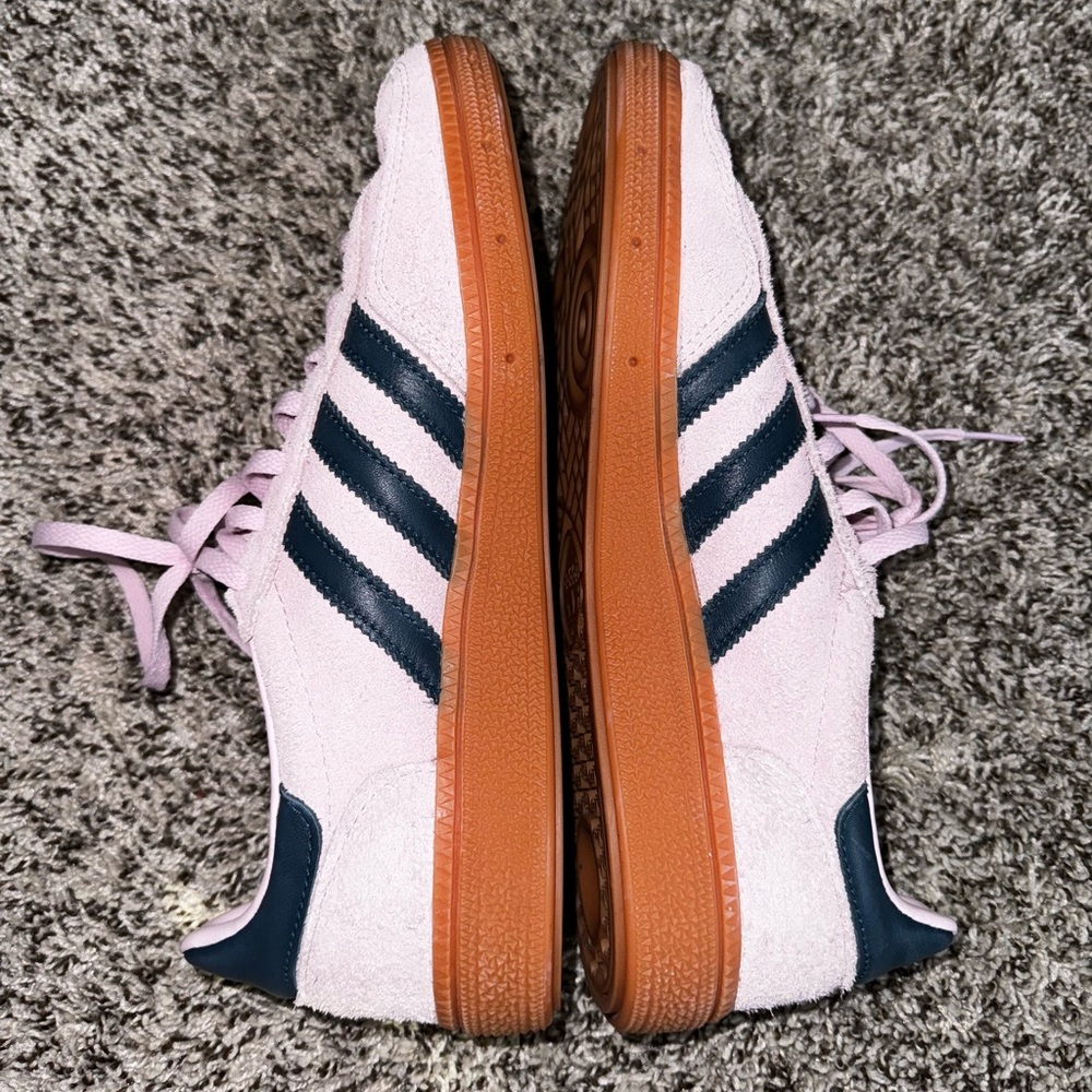 WMNS Adidas Handball Spezial - Picture 3 of 5